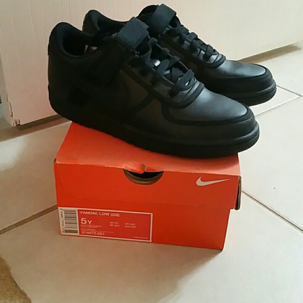Nike shoes